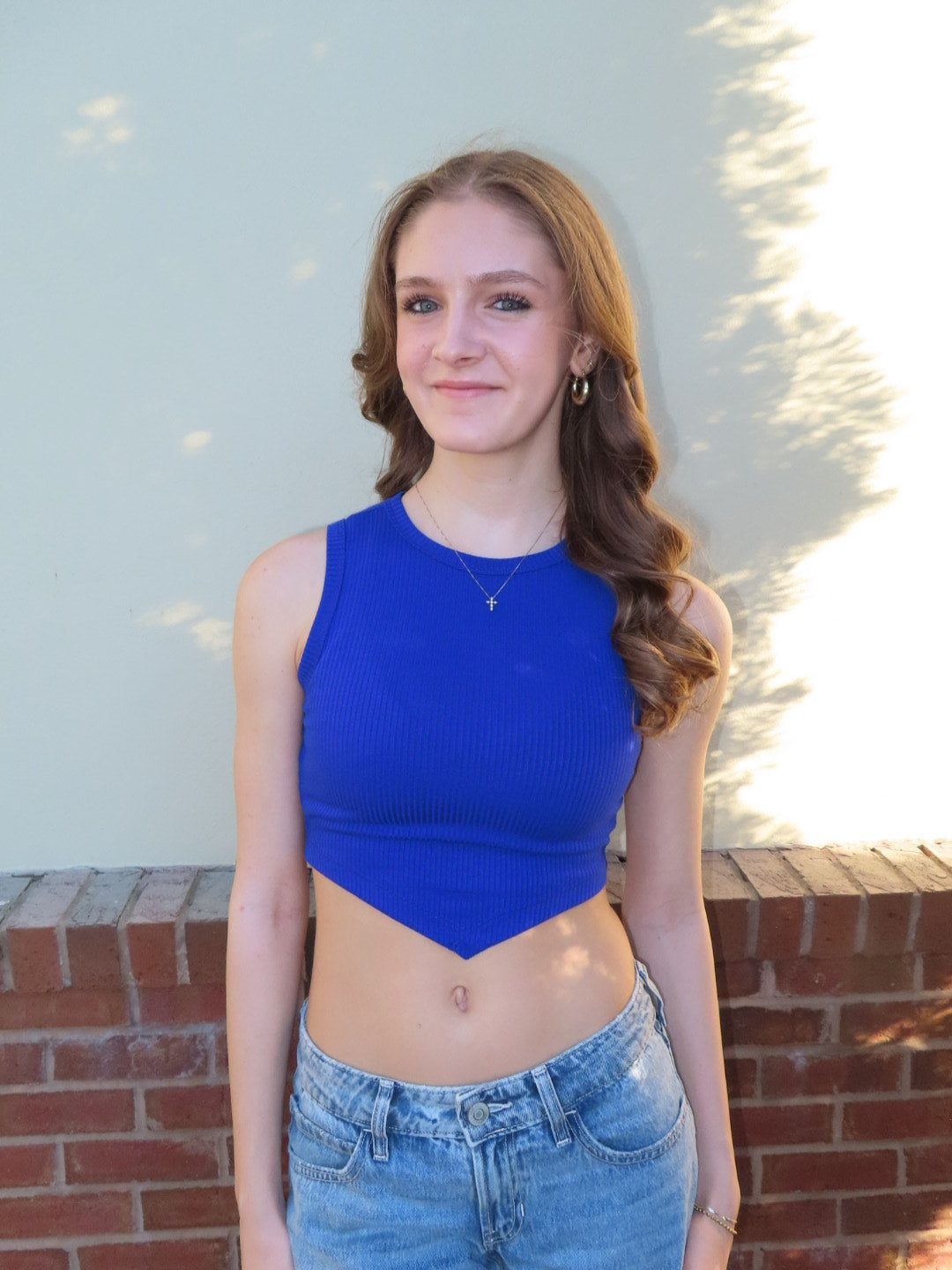 Ribbed V-Line Tank